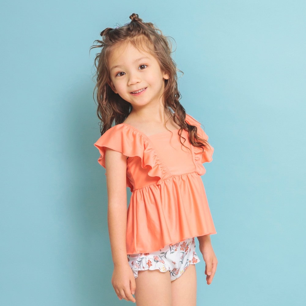 サーモンピンク