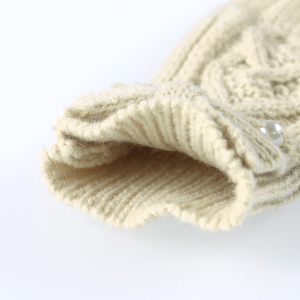 ライトベージュ