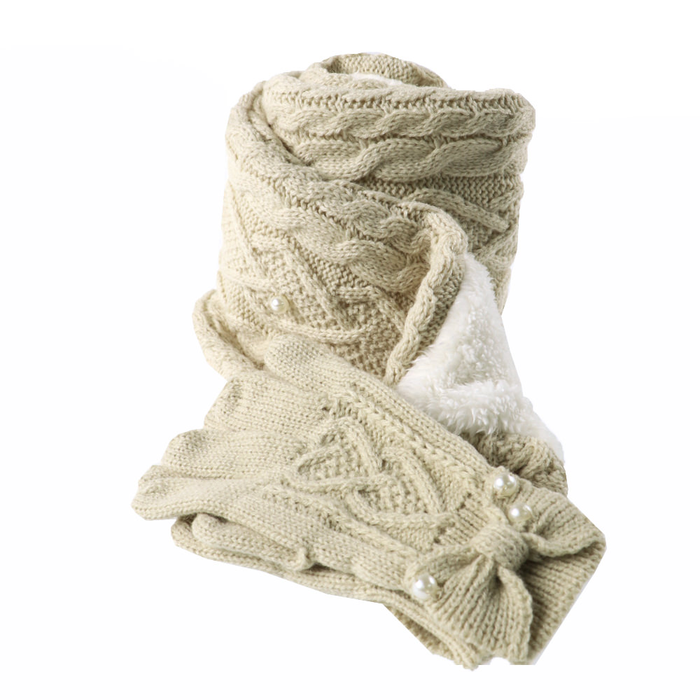 ライトベージュ