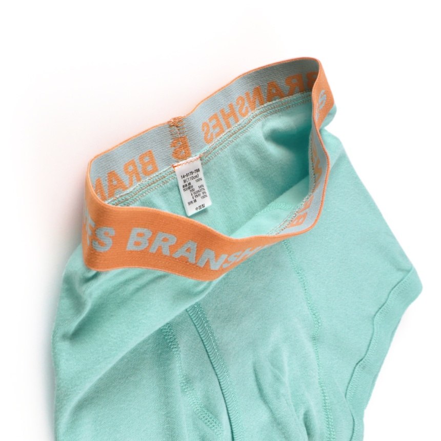 ライトグリーン