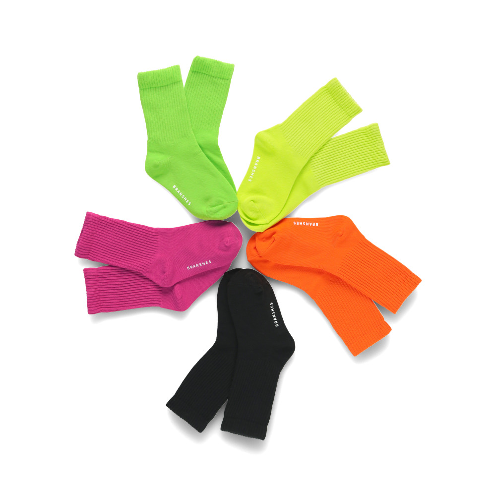 ライトグリーン