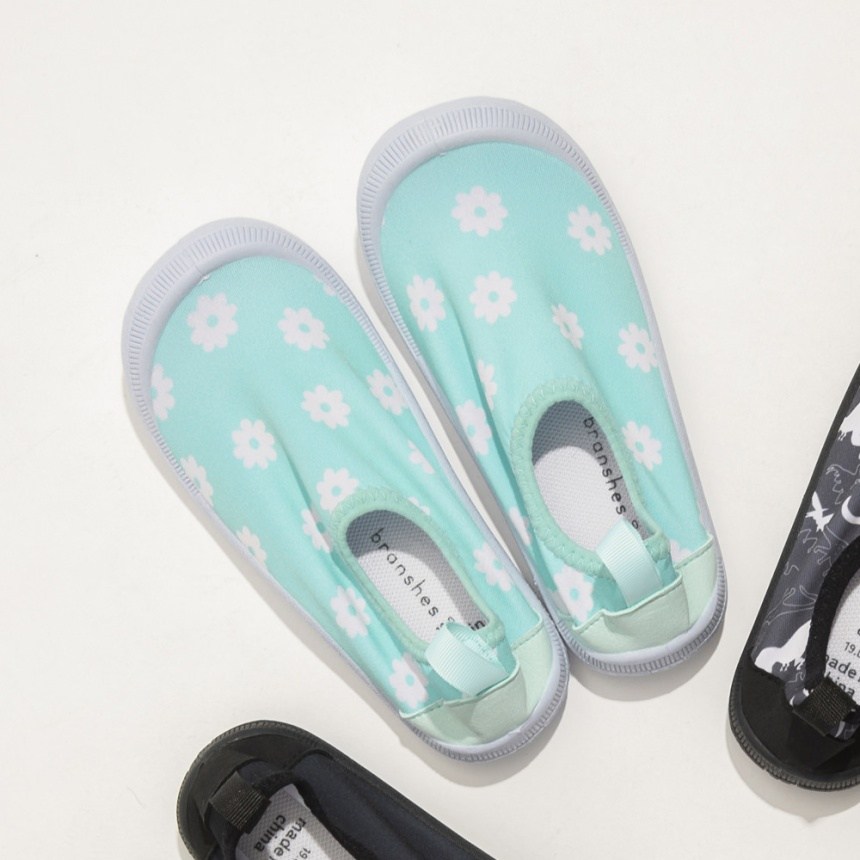 ライトグリーン