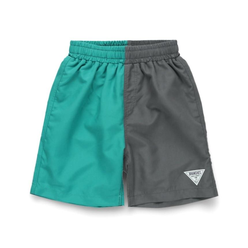 エメラルドグリーン