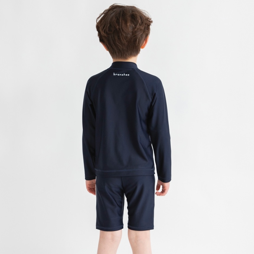 ネイビーブルー