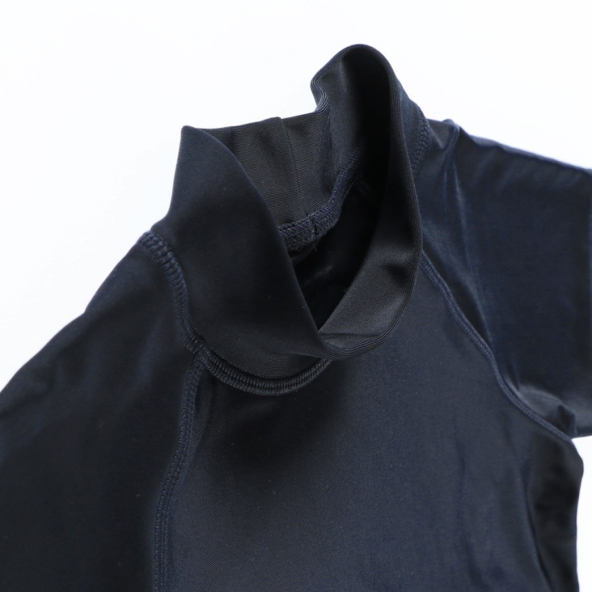 ネイビーブルー