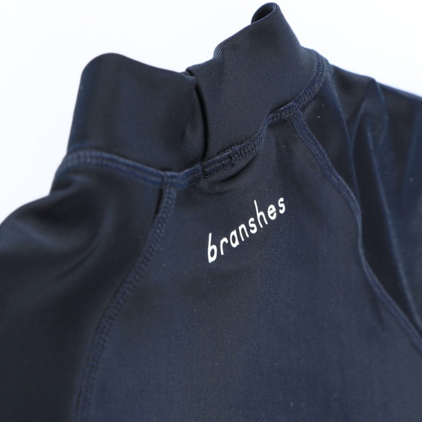 ネイビーブルー