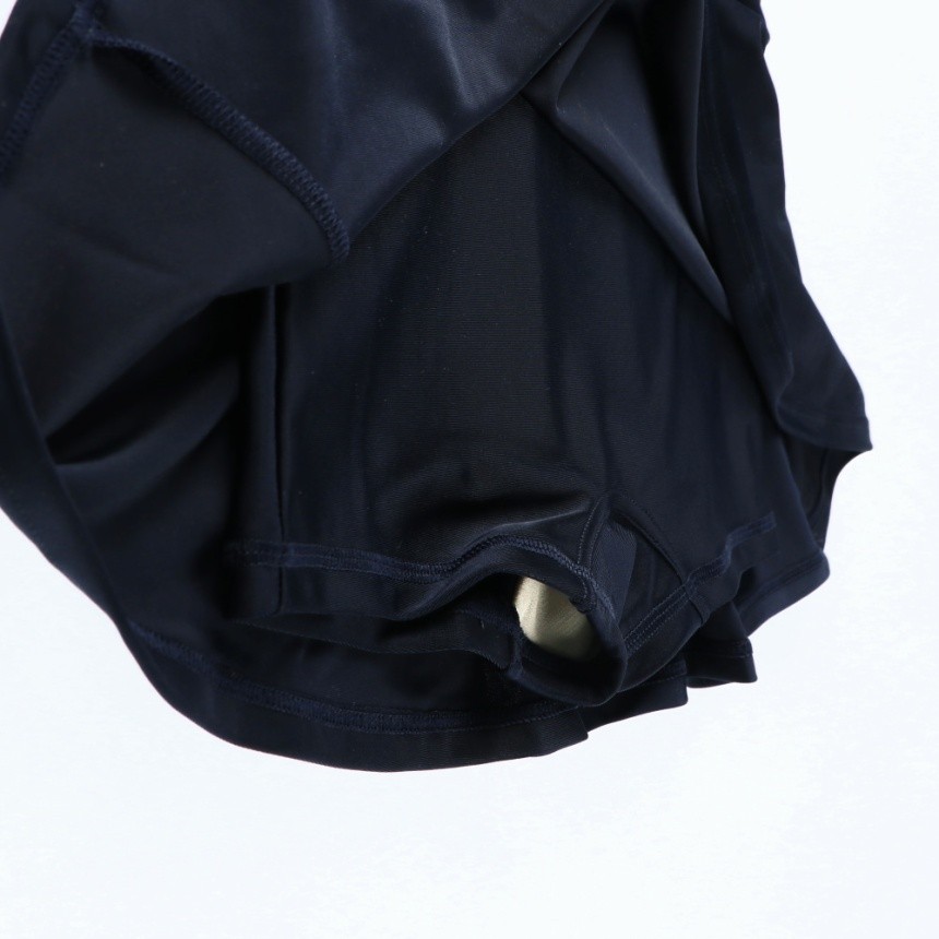 ネイビーブルー