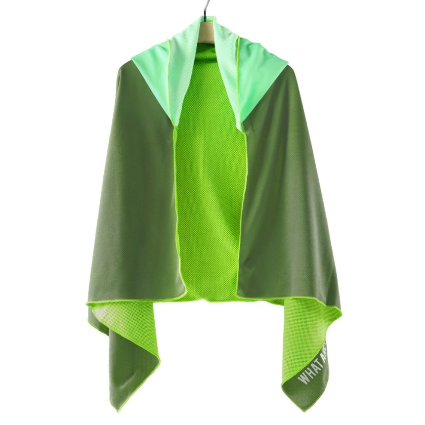 カーキグリーン