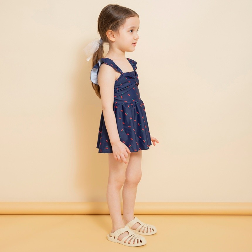 ネイビーブルー