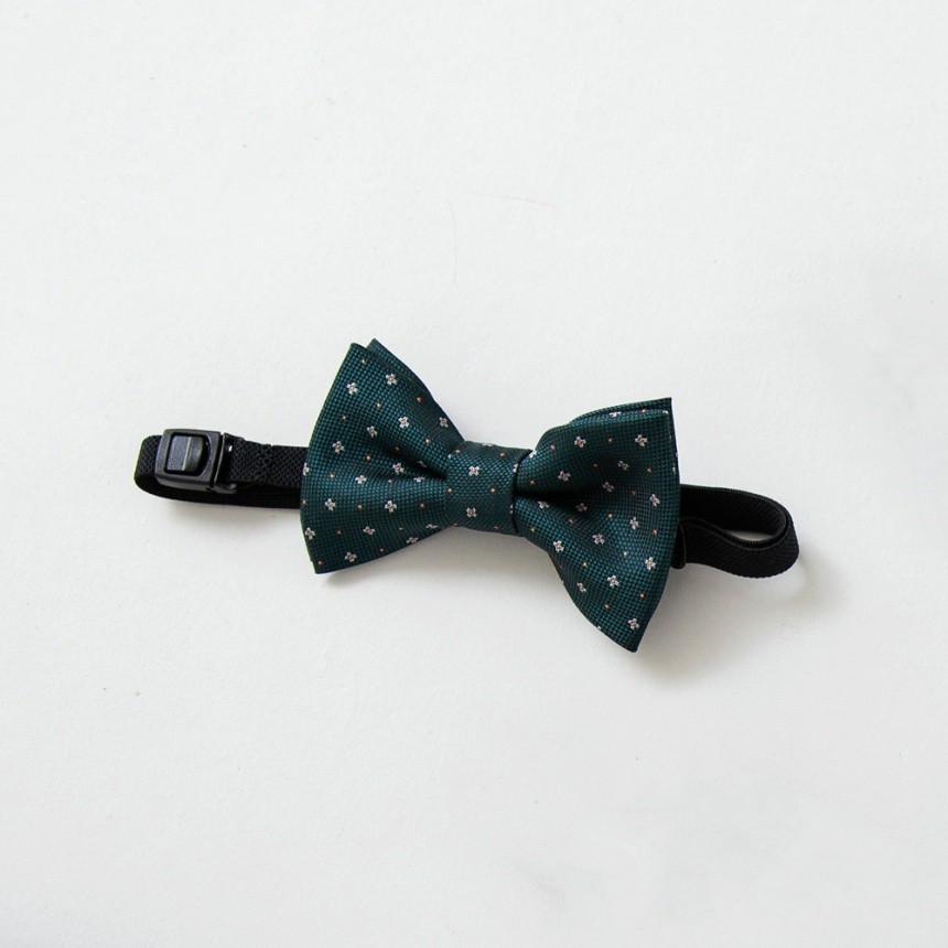 ダークグリーン