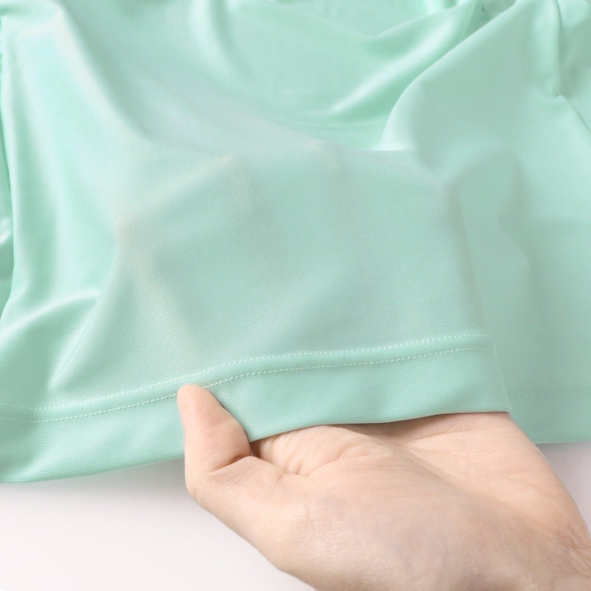 ライトグリーン