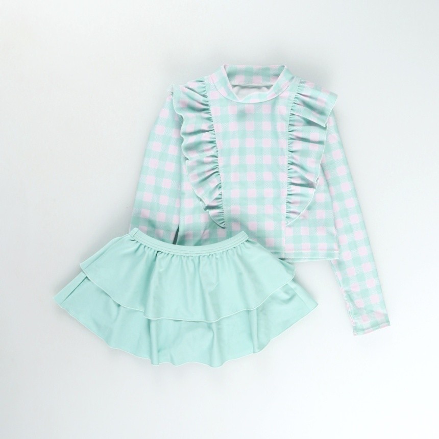 ライトグリーン