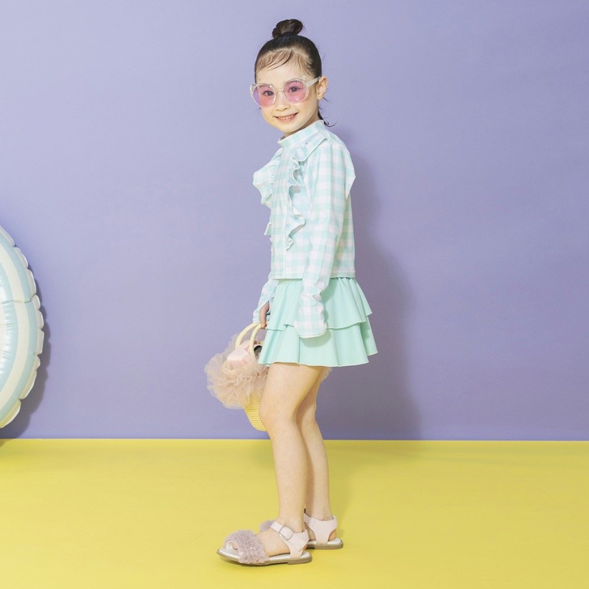 ライトグリーン