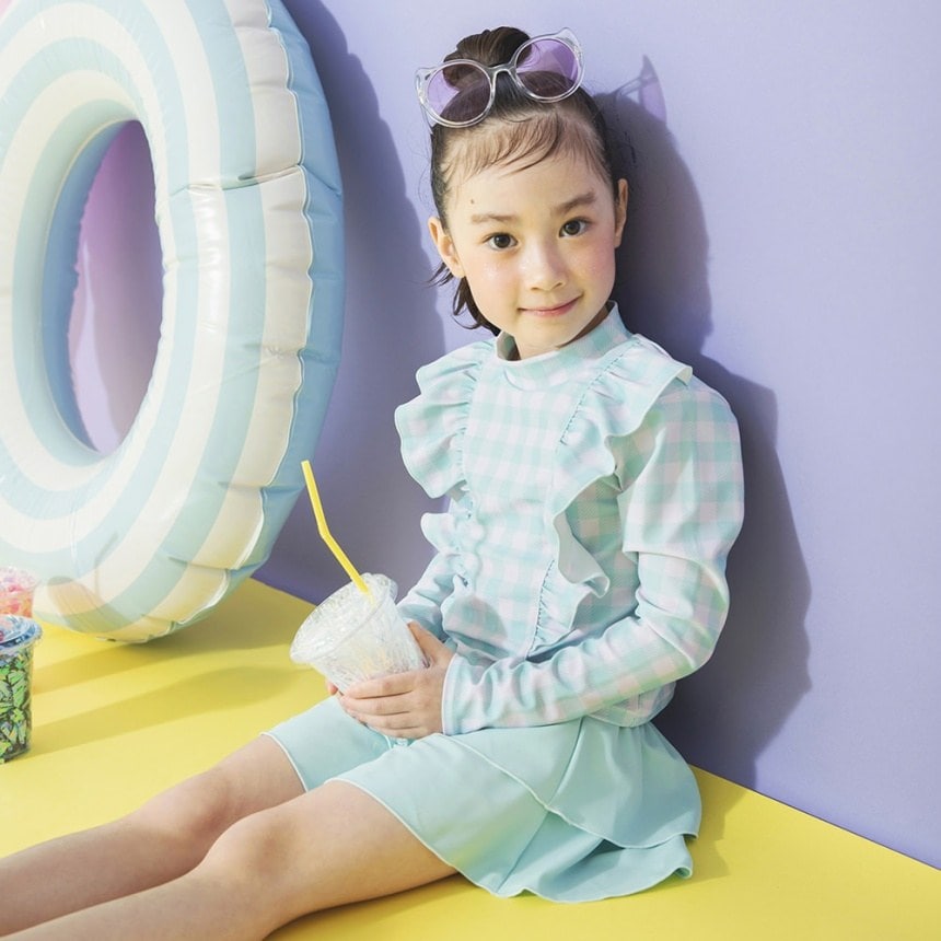 ライトグリーン