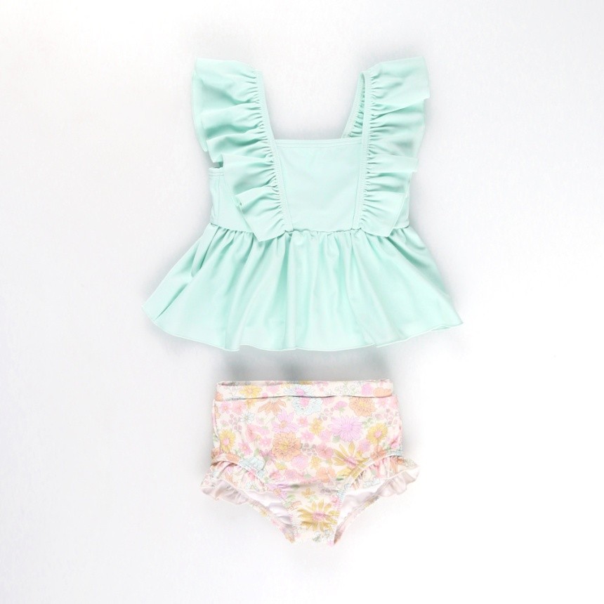 ライトグリーン