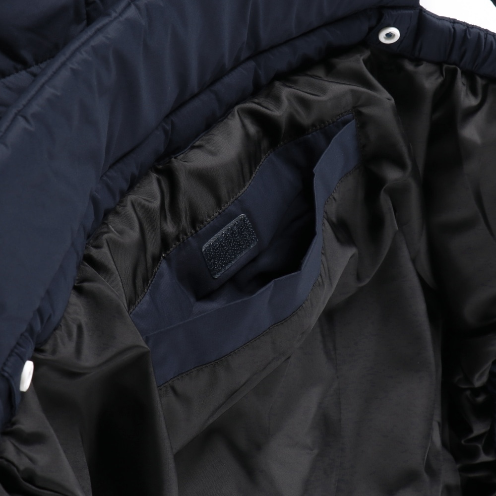 ネイビーブルー