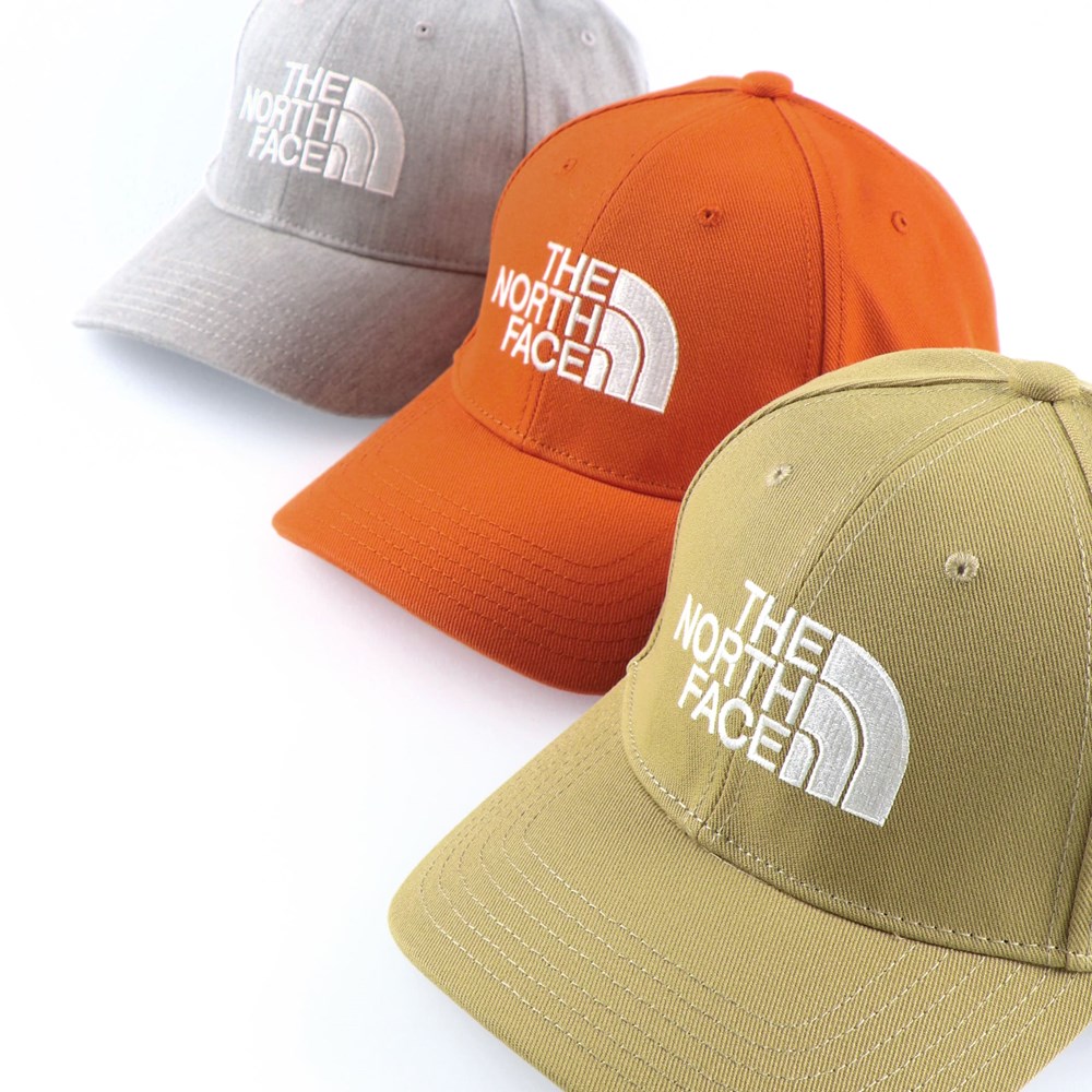 カーキグリーン