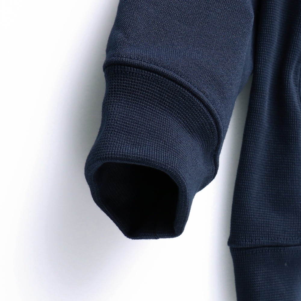 ネイビーブルー