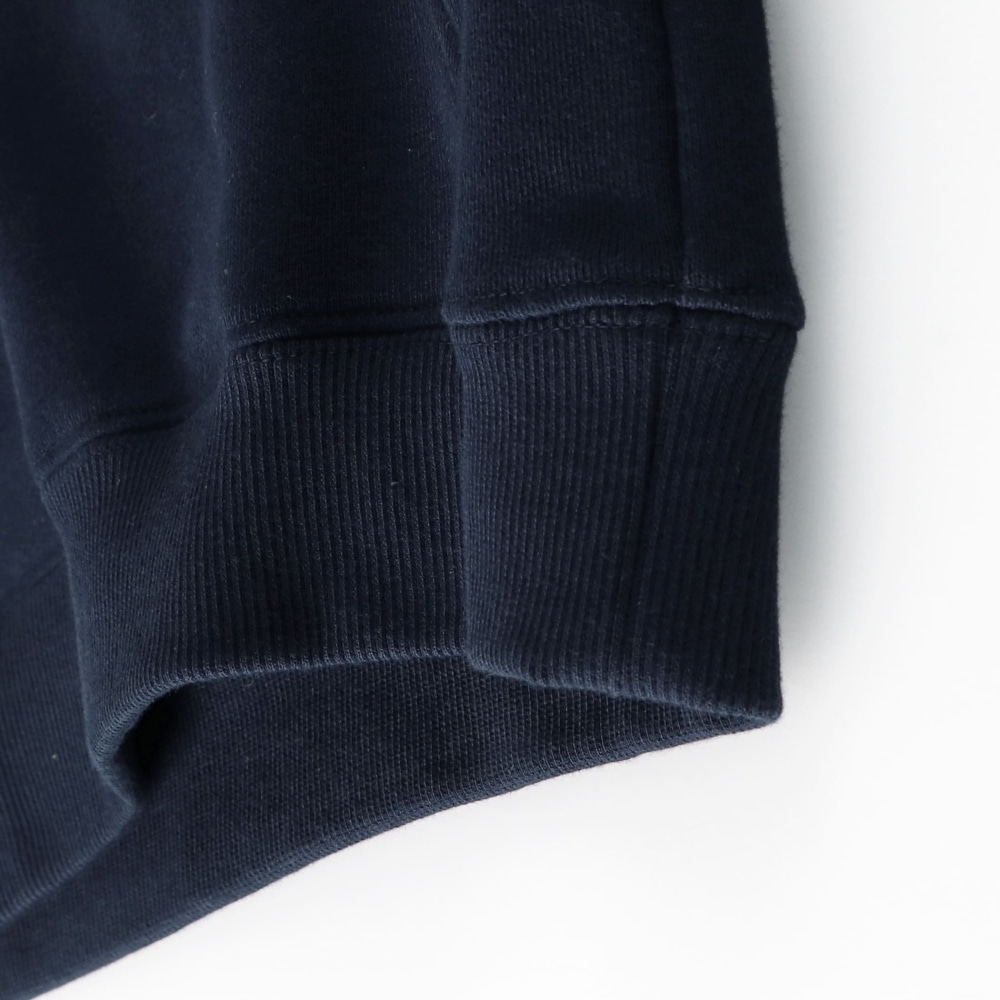 ネイビーブルー