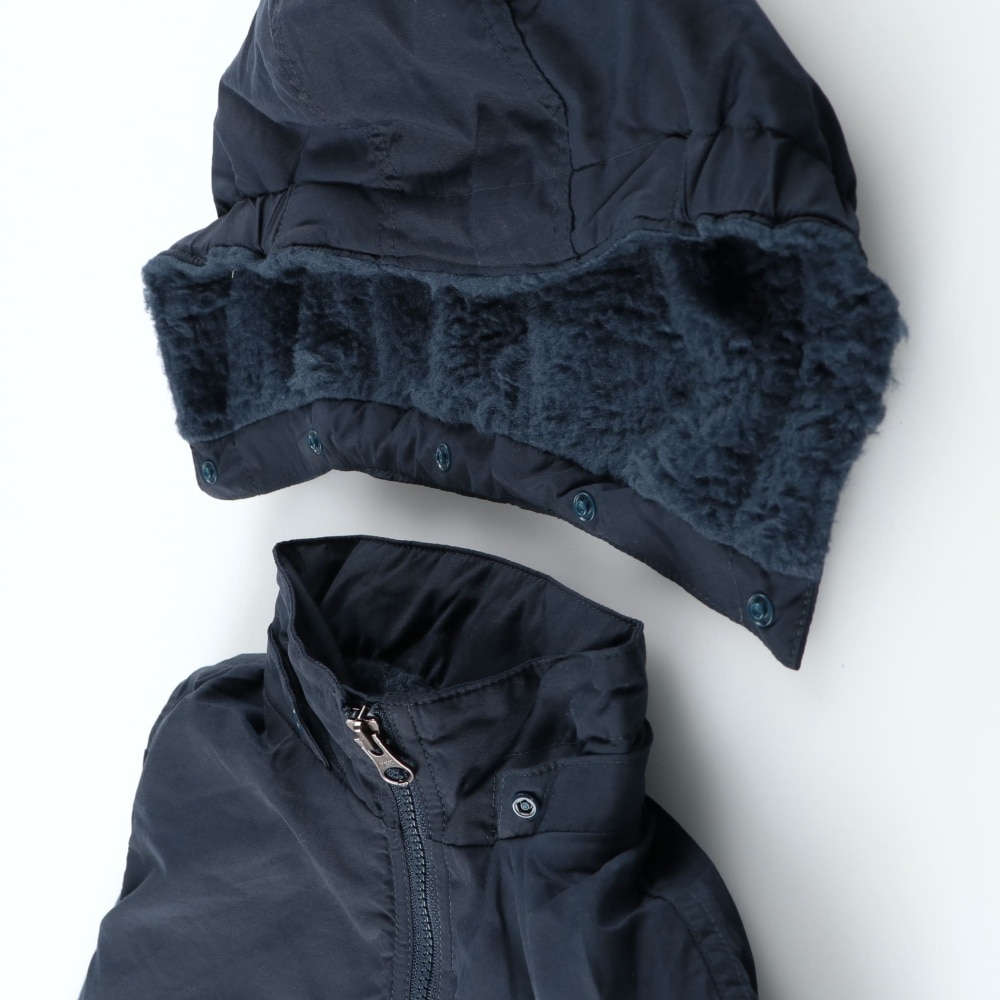 ネイビーブルー