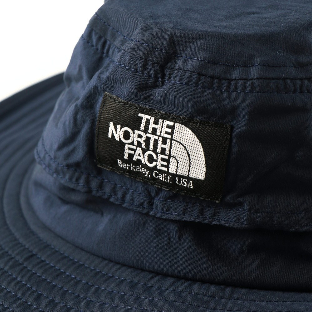 ネイビーブルー