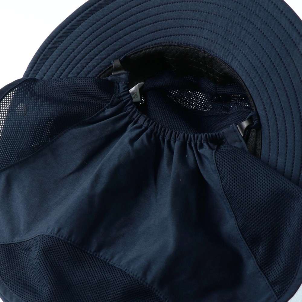 ネイビーブルー