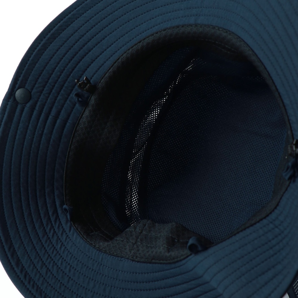 ネイビーブルー