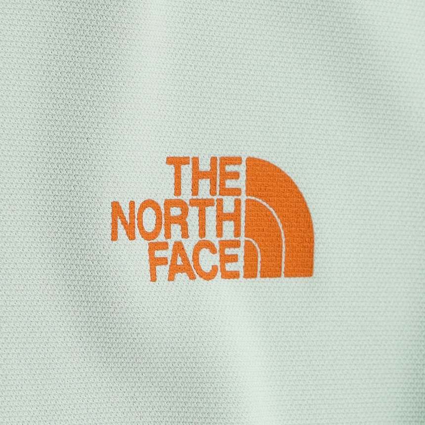 ライトグリーン