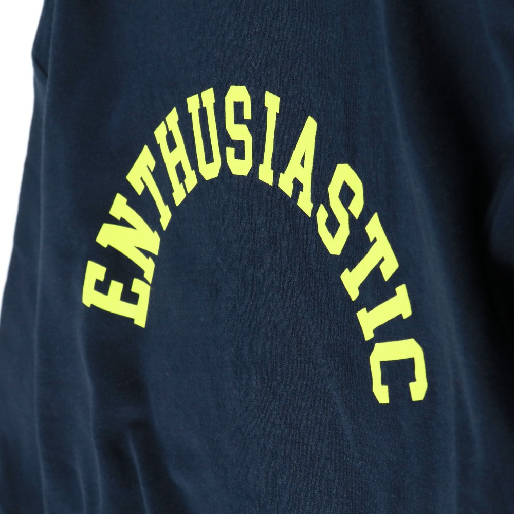 ネイビーブルー