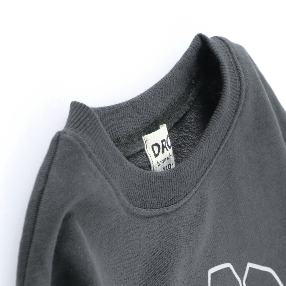 チャコールグレー