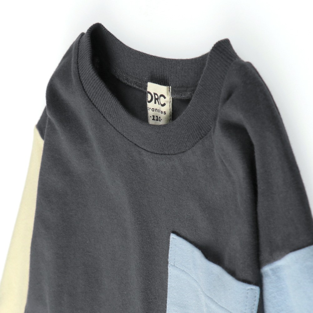 93:チャコールグレー