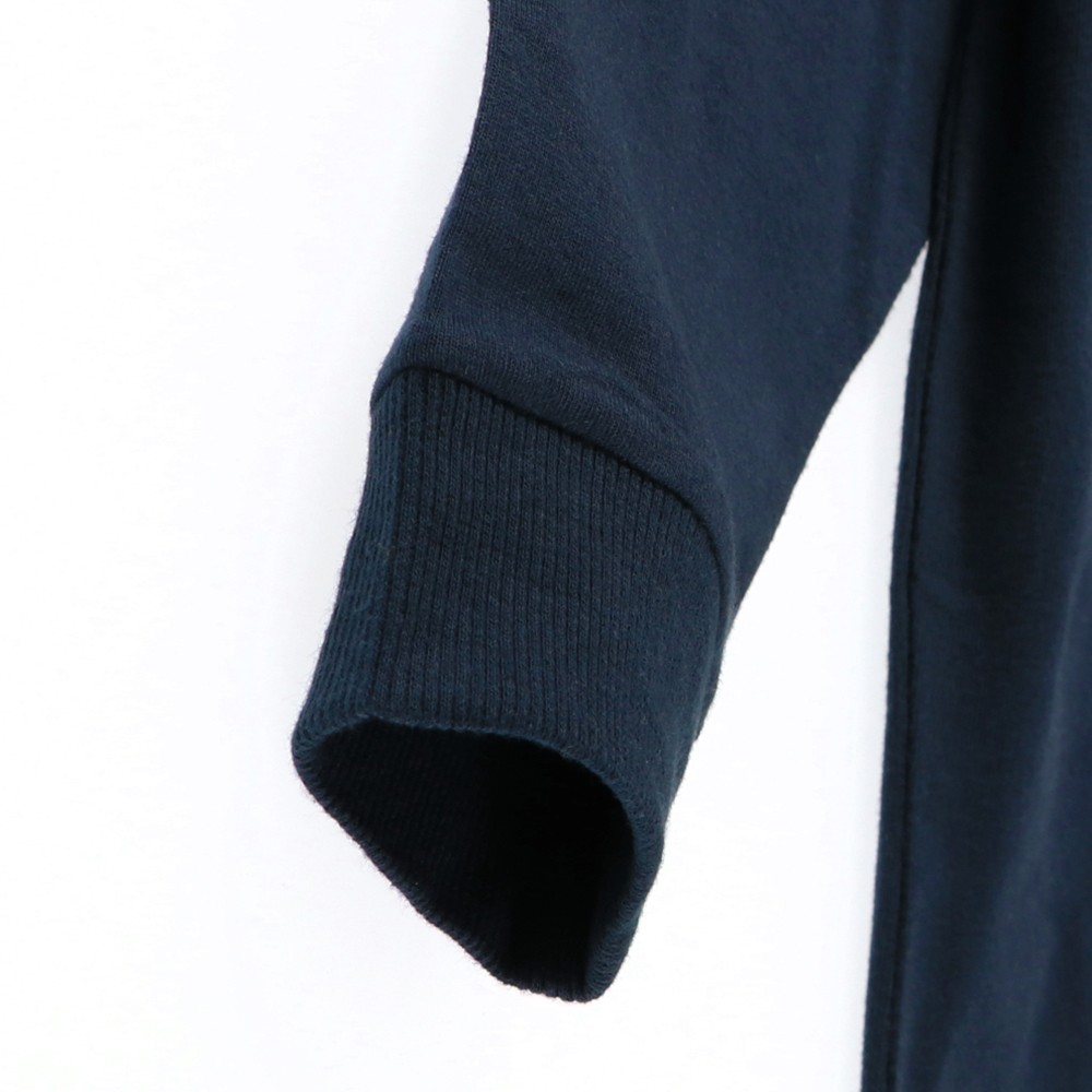 ネイビーブルー