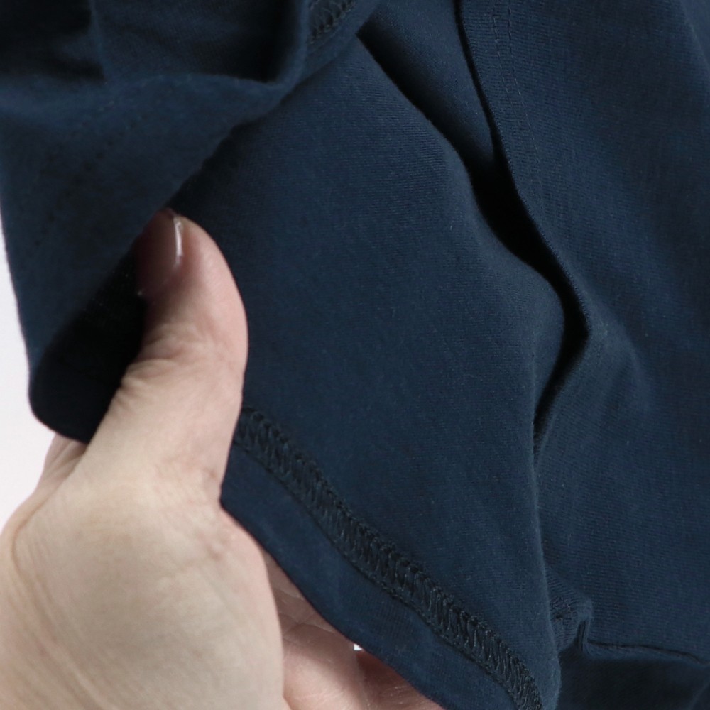 ネイビーブルー