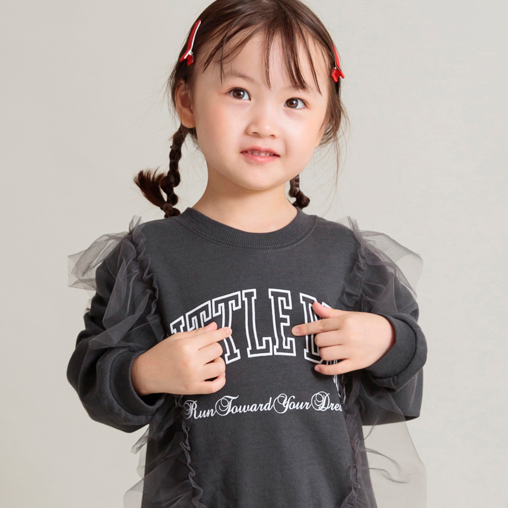 チャコールグレー