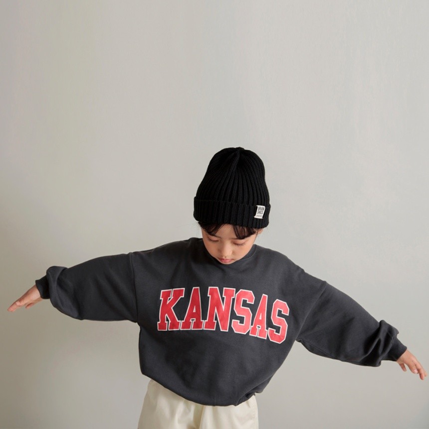 チャコールグレー