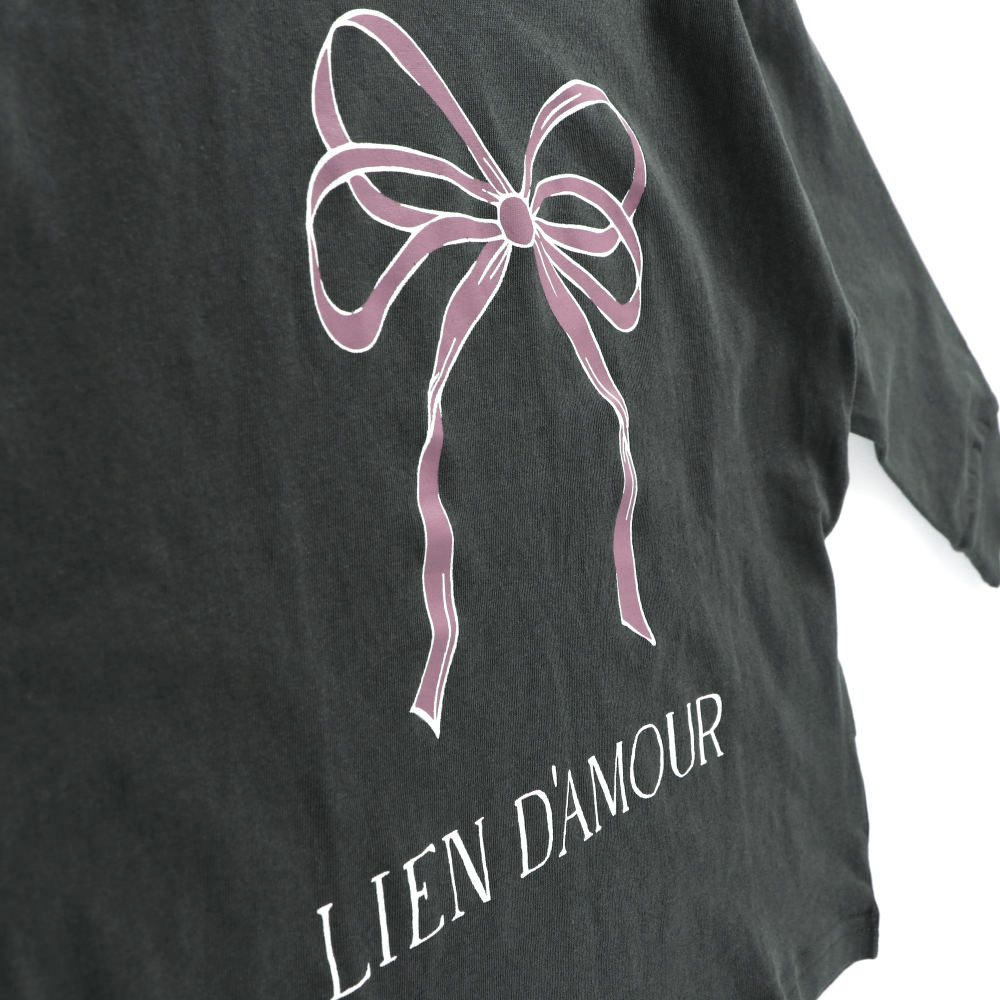 チャコールグレー