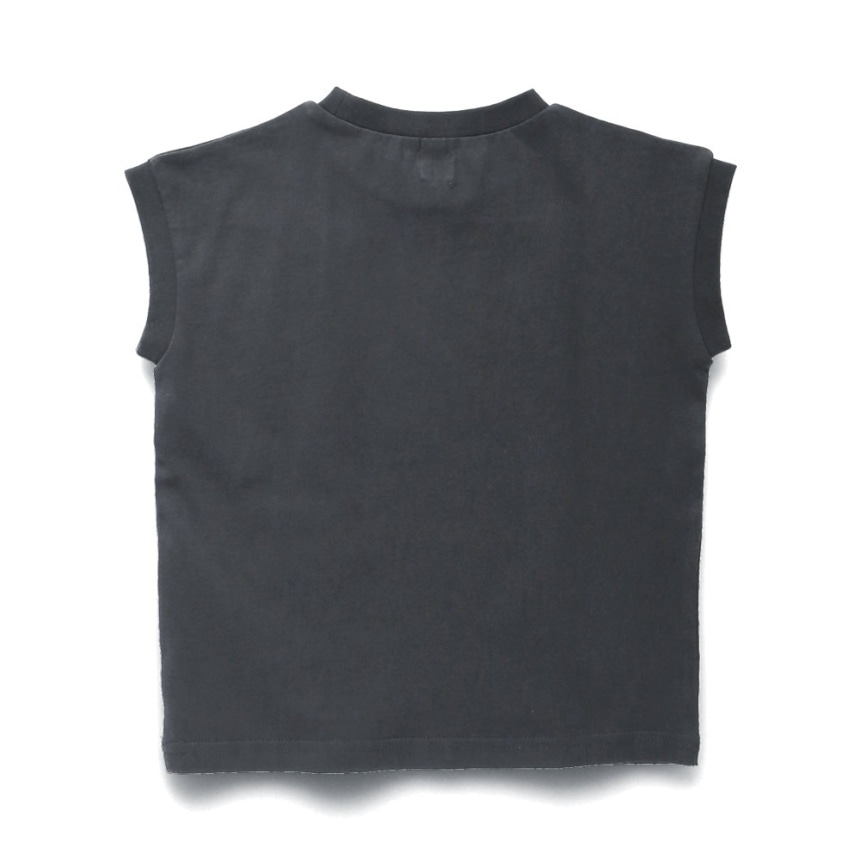 チャコールグレー