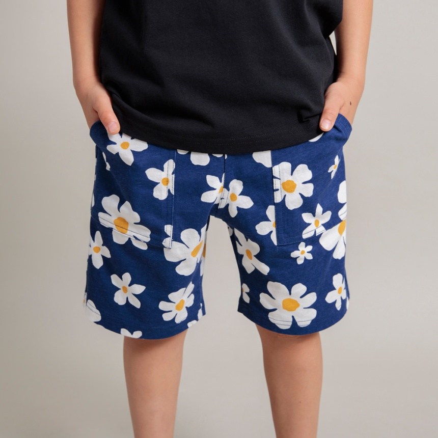 92:フラワー-ネイビー