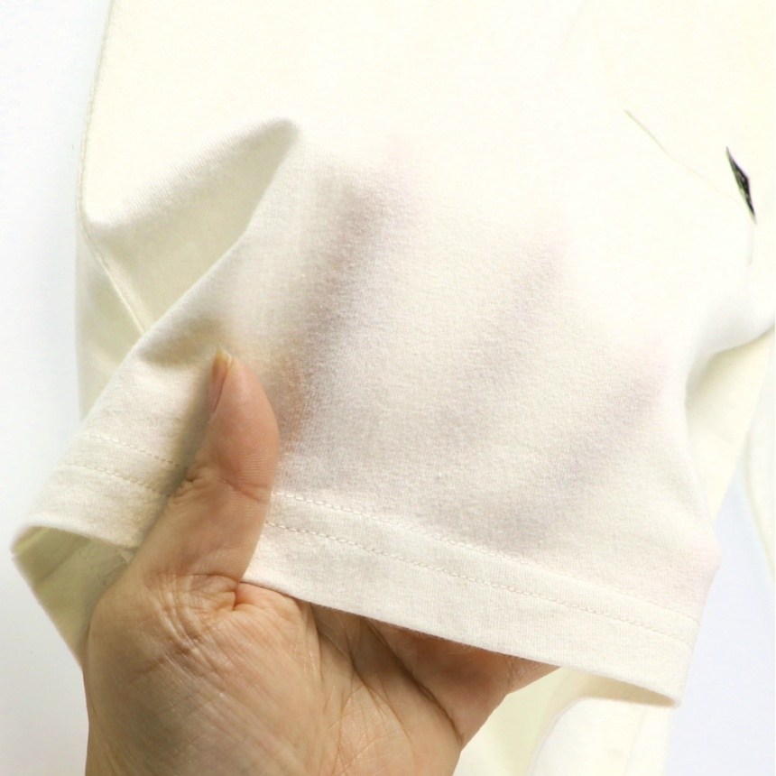 03_オフホワイト