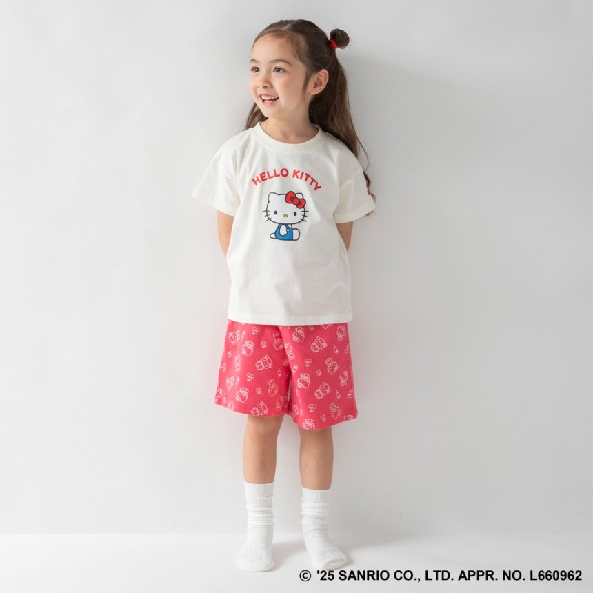 32：ハローキティ