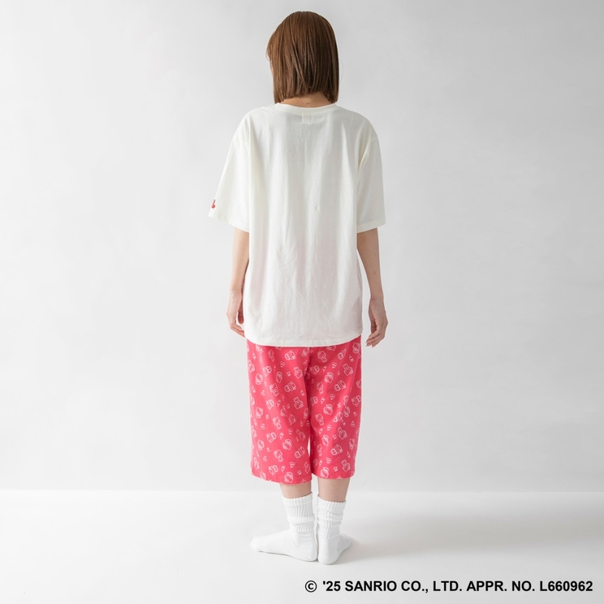 32：ハローキティ