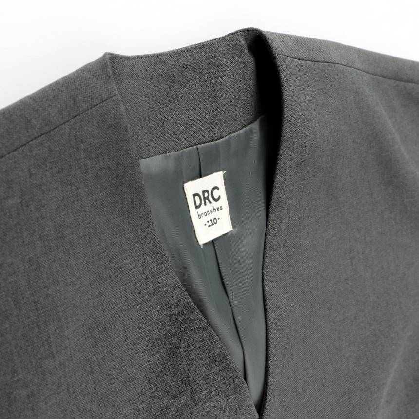 チャコールグレー