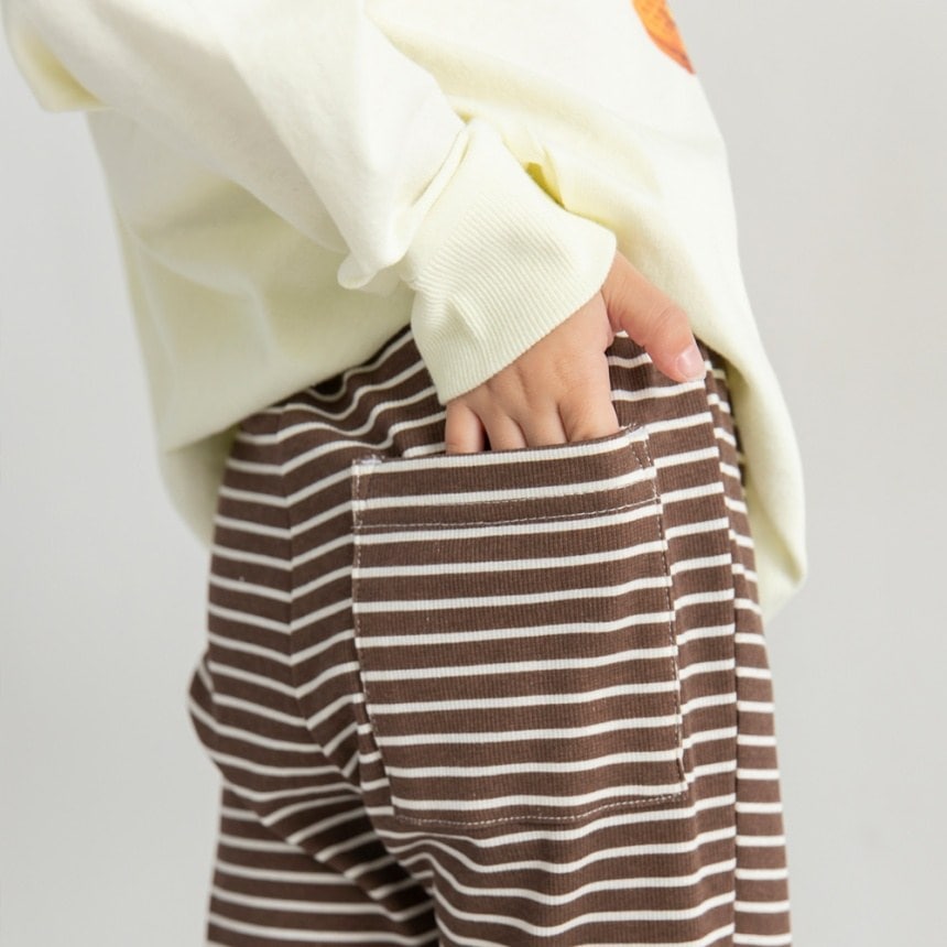 93:ブラウン_ボーダー