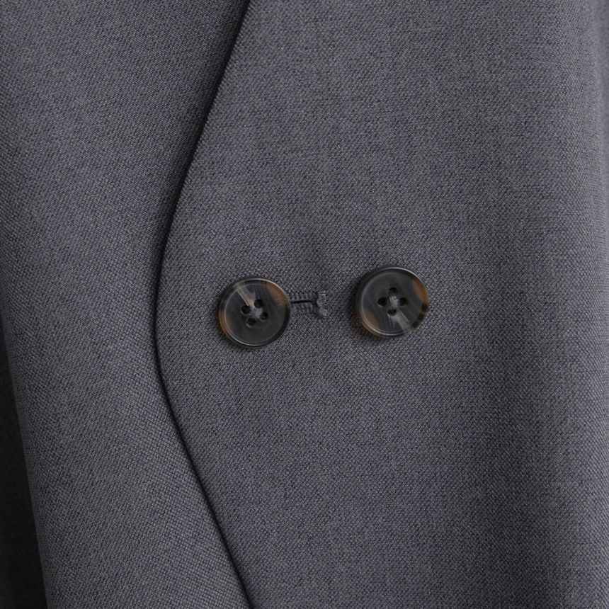 チャコールグレー