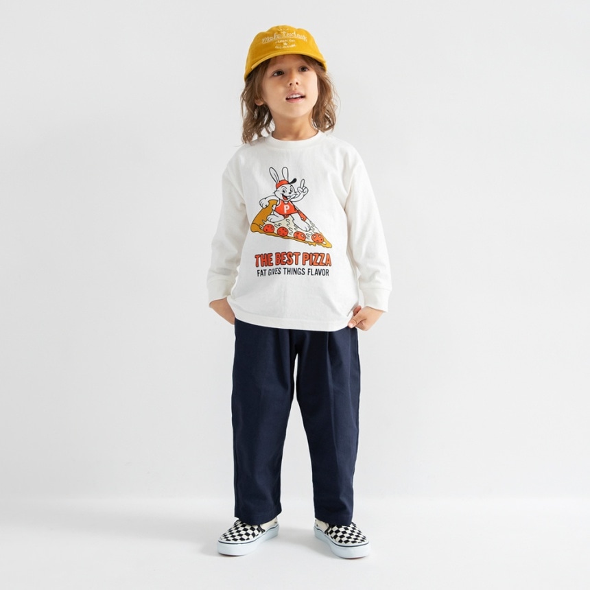 93_オフ白_うさぎとピザ