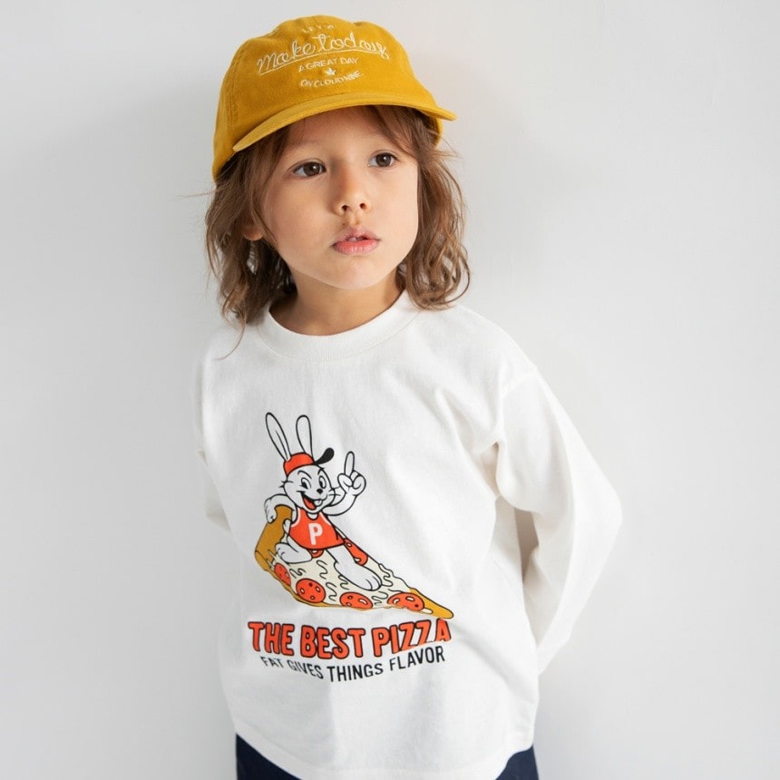 93_オフ白_うさぎとピザ