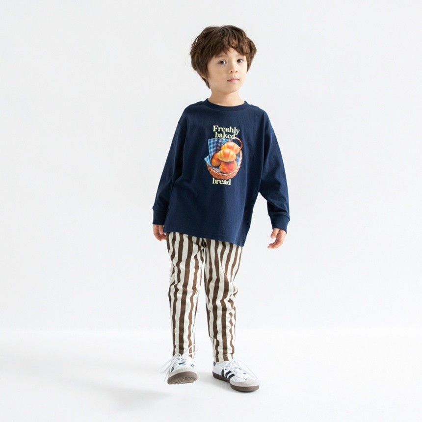 22:ネイビーブルー