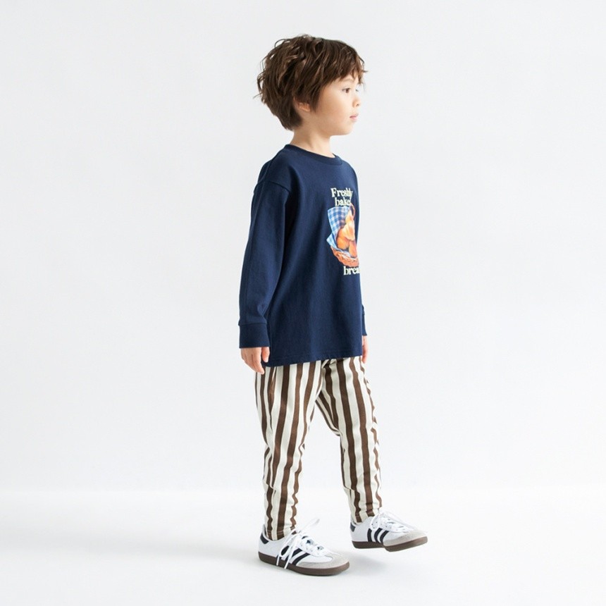 22:ネイビーブルー