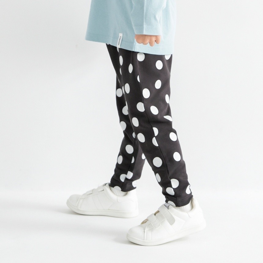 95_チャコール_白ドット