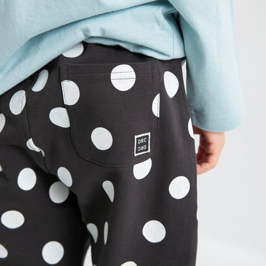 95_チャコール_白ドット